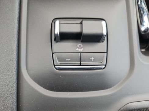 New 2026 GMC Sierra 2500 Denali AWD/4WD image 24