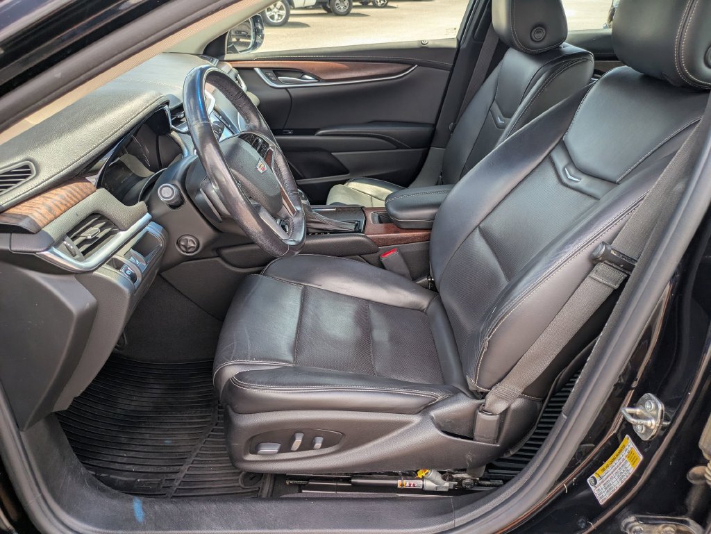 Used 2019 Cadillac XTS Luxury FWD image 15