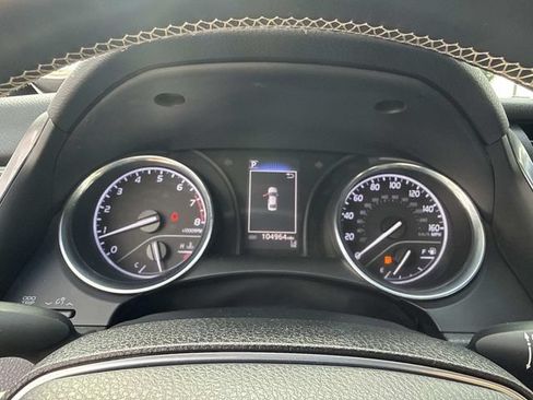 Used 2020 Toyota Camry LE FWD image 28