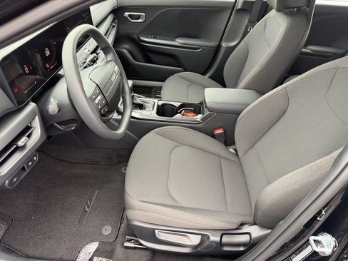 New 2026 Kia K4 FWD image 21