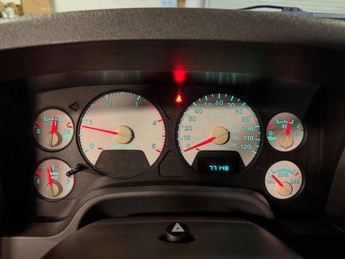 Used 2006 Dodge Ram 3500 Truck SLT w/ Quad Cab Big Horn Value Group image 4