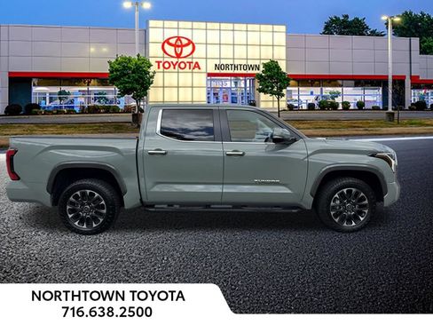 Used 2024 Toyota Tundra Limited AWD/4WD image 6