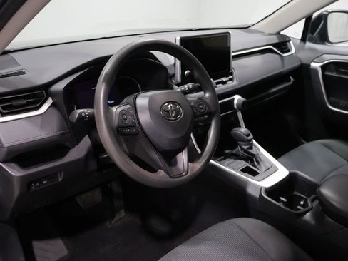 Used 2024 Toyota RAV4 LE AWD/4WD image 14