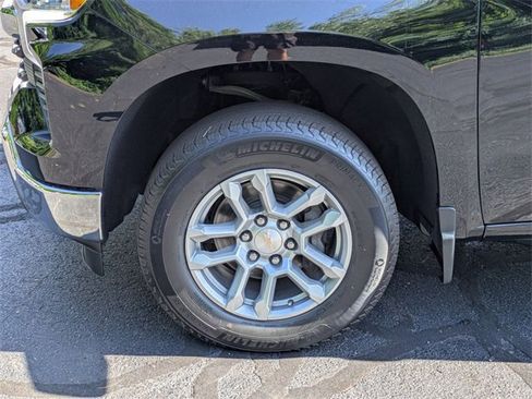 Used 2022 Chevrolet Silverado 1500 LT image 10