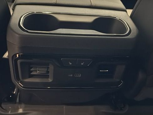 New 2026 GMC Sierra 2500 AT4 w/ AT4 Premium Plus Package AWD/4WD image 21