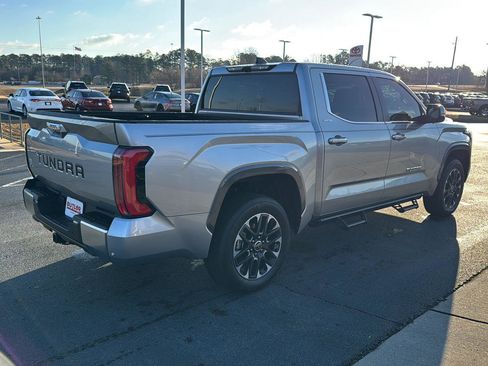 Used 2024 Toyota Tundra Limited image 5