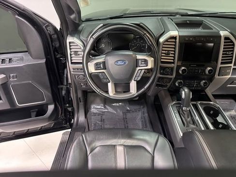 Used 2019 Ford F150 Platinum w/ Equipment Group 701A Luxury AWD/4WD image 18