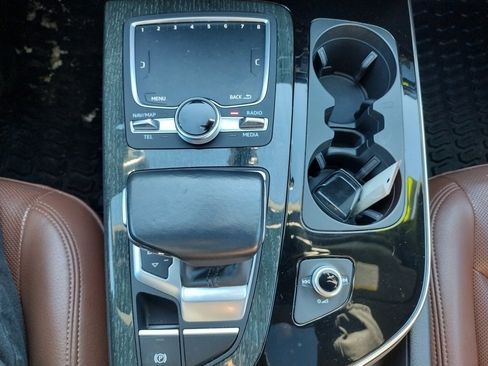 Used 2019 Audi Q7 3.0T Prestige w/ Prestige Package image 14