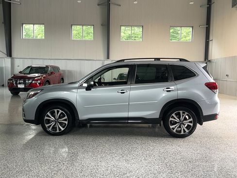 Used 2021 Subaru Forester Limited AWD/4WD image 4