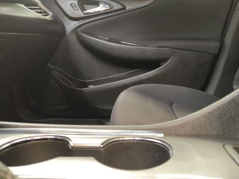 Used 2023 Chevrolet Malibu LT image 26