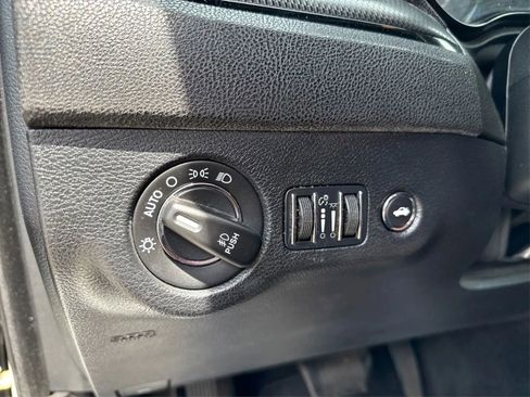 Used 2016 Chrysler 300 S AWD/4WD image 18