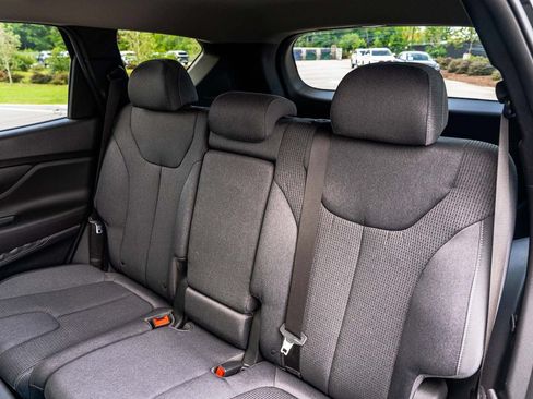 Used 2023 Hyundai Santa Fe SEL FWD image 17