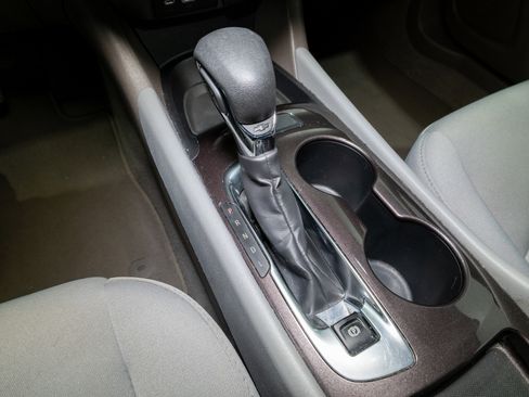 Used 2023 Chevrolet Malibu LS image 20