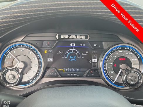 Used 2019 RAM 1500 Limited RWD image 7