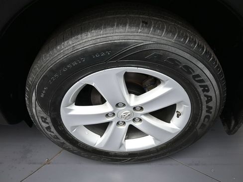 Used 2013 Toyota RAV4 XLE AWD/4WD image 15