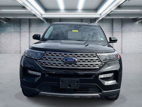 Certified 2022 Ford Explorer Limited w/ Limited Technology Package image 2