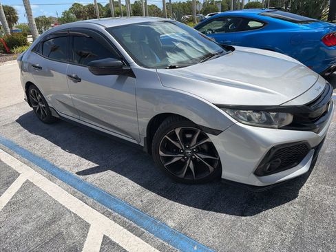 Used 2018 Honda Civic Sport image 7