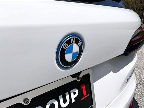 Used 2025 BMW X5 xDrive50e AWD/4WD image 33