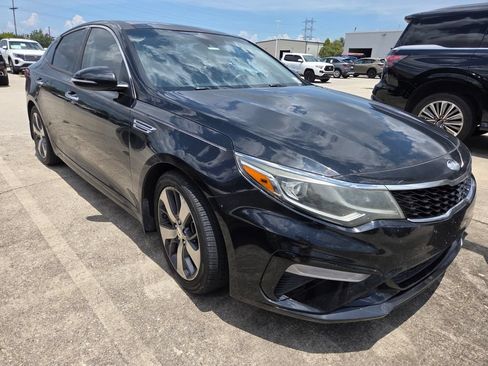 Used 2019 Kia Optima S w/ S Panoramic Sunroof Package FWD image 4
