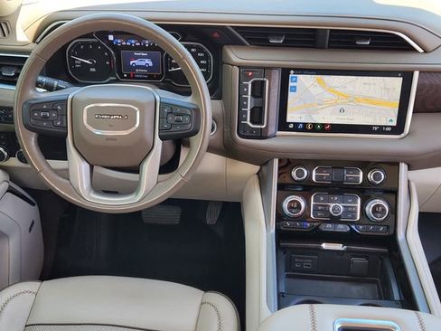 Used 2021 GMC Yukon Denali w/ Denali Premium Package AWD/4WD image 28