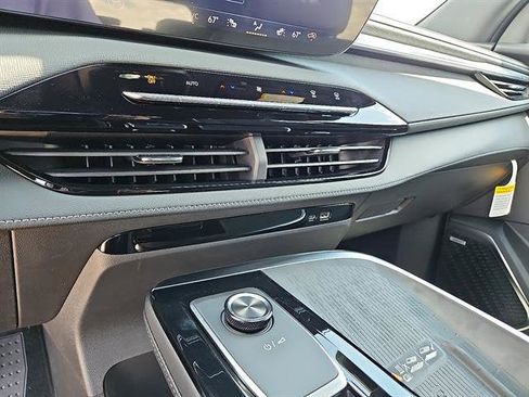 New 2026 Buick Enclave Sport Touring w/ Power Package image 19