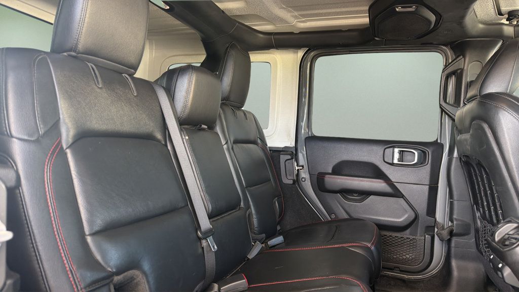 Used 2021 Jeep Wrangler Unlimited Rubicon AWD/4WD image 17