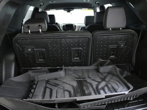 Used 2023 Chevrolet Traverse LT w/ LPO, Floor Liner Package image 27