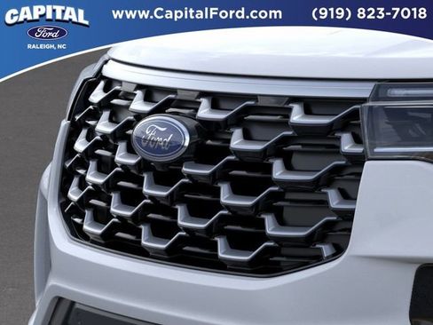 New 2026 Ford Explorer Platinum AWD/4WD image 17