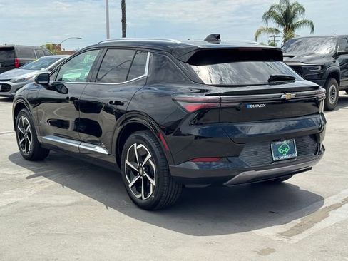 Certified 2024 Chevrolet Equinox EV LT FWD image 3
