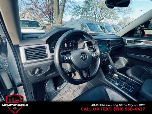 Used 2018 Volkswagen Atlas SEL Premium AWD/4WD image 12