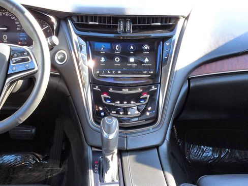 Used 2017 Cadillac CTS Luxury image 18