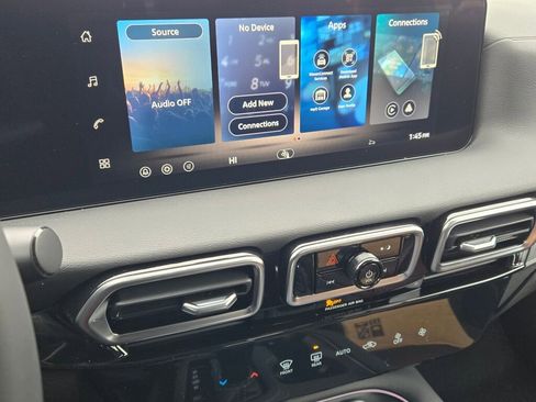 New 2026 Nissan Sentra SR w/ Floor Mat Package FWD image 22