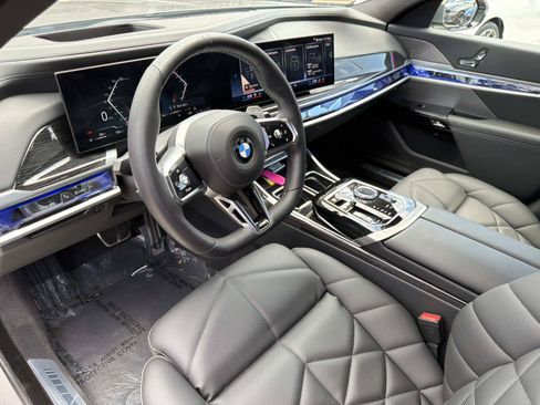 Used 2026 BMW 740i w/ Premium Package RWD image 12