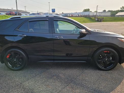 Used 2020 Chevrolet Equinox Premier w/ Premier Redline Edition FWD image 14