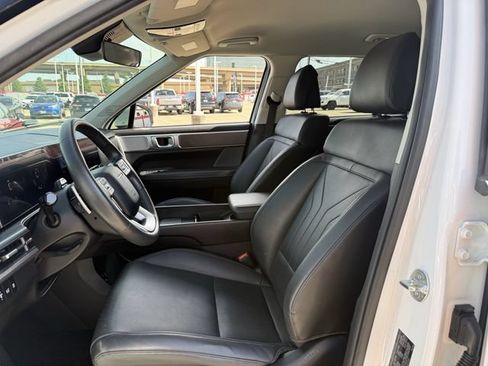 Used 2024 Hyundai Santa Fe SEL FWD image 23