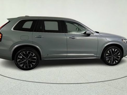 New 2026 Volvo XC90 B6 Plus w/ Protection Package Premier AWD/4WD image 8