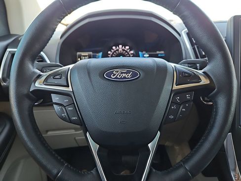 Used 2024 Ford Edge Titanium AWD/4WD image 30