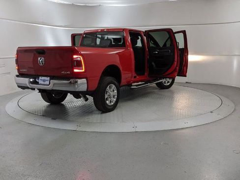Used 2024 RAM 2500 Big Horn w/ Safety Group image 9