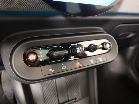 New 2025 MINI Cooper 2-Door Hardtop image 8