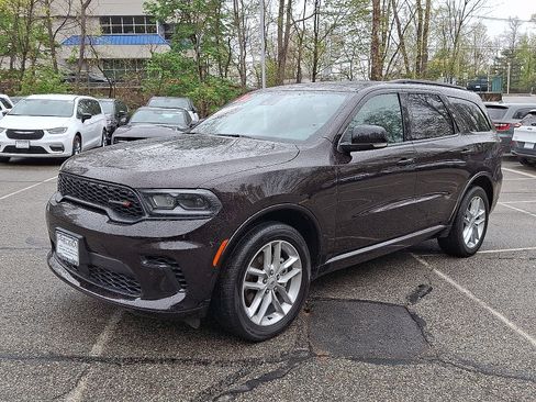 Certified 2025 Dodge Durango GT AWD/4WD image 3