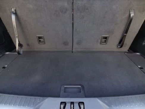 Certified 2022 Ford Explorer XLT w/ Class IV Trailer Tow Package image 9