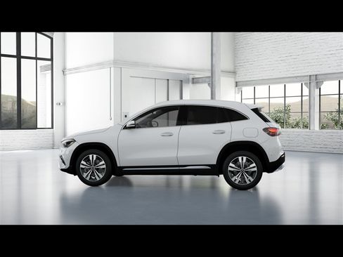 Certified 2026 Mercedes-Benz GLA 250 4MATIC image 28