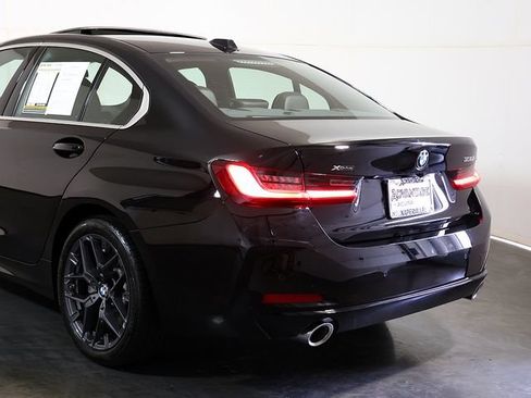 Used 2026 BMW 330i xDrive Sedan AWD/4WD image 11