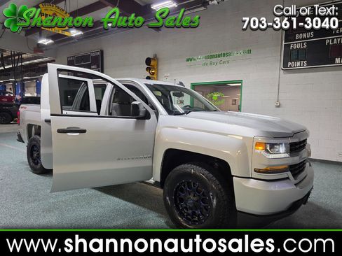 Used 2019 Chevrolet Silverado 1500 Custom w/ Custom Convenience Package image 1