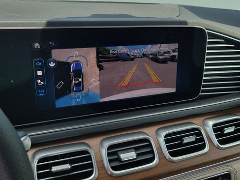 New 2026 Mercedes-Benz GLE 53 AMG 4MATIC image 33