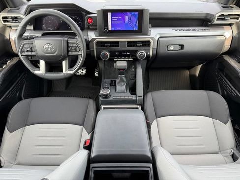 Certified 2025 Toyota Tacoma TRD Sport AWD/4WD image 20