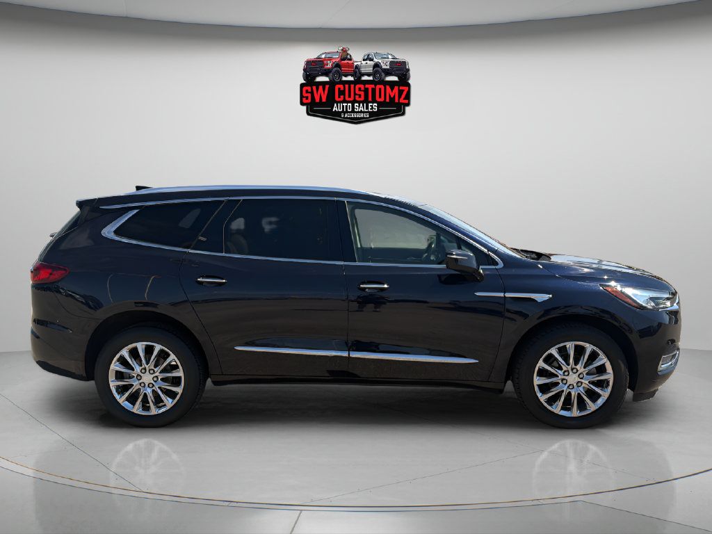 Used 2020 Buick Enclave Essence w/ Sound and Sites Package AWD/4WD image 7