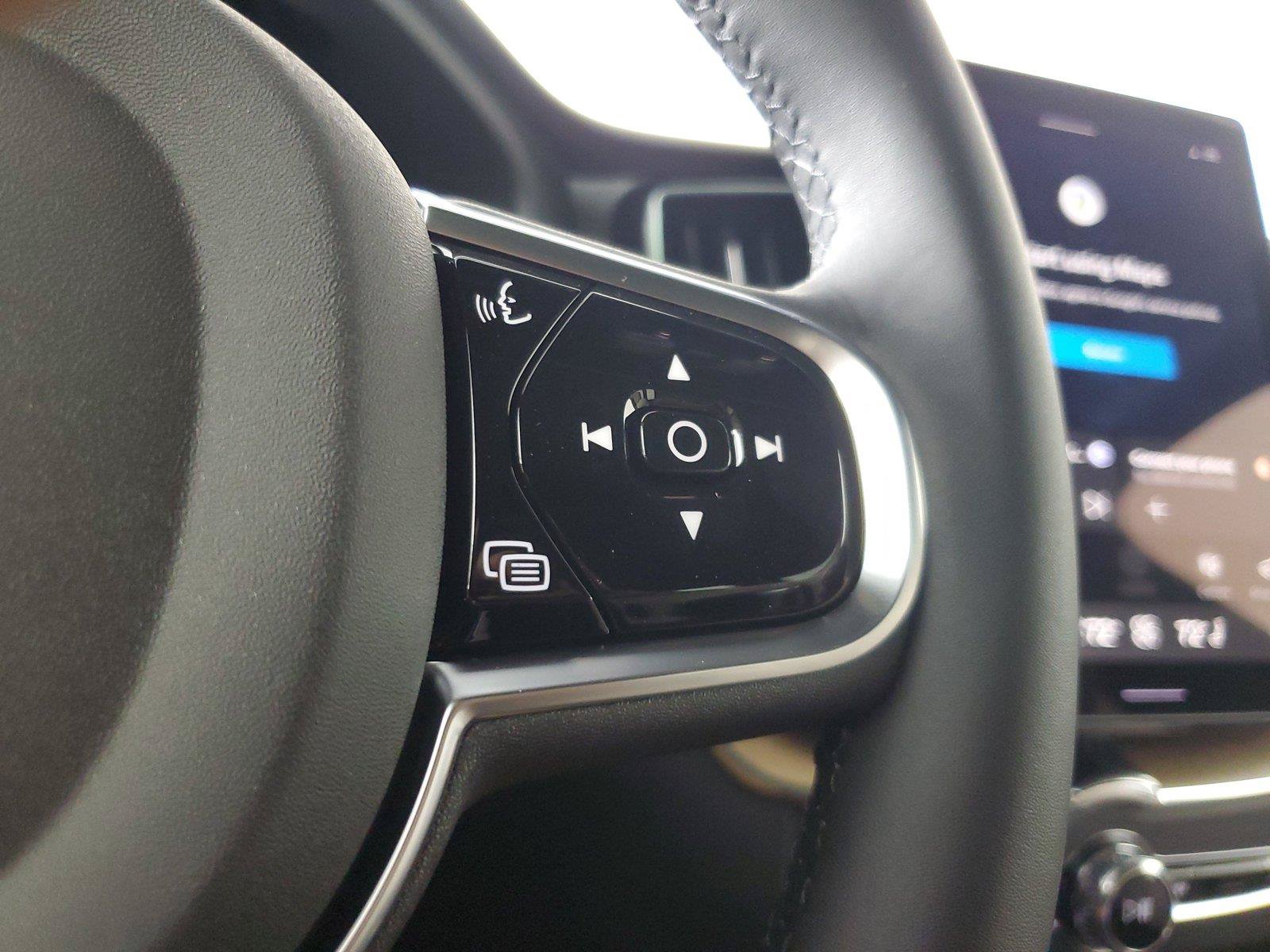 New 2027 Volvo XC60 B5 Core AWD/4WD image 26