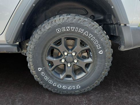 Used 2023 Jeep Wrangler Unlimited Sport AWD/4WD image 25