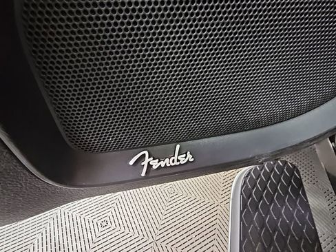 Used 2020 Nissan Titan Platinum Reserve w/ Moonroof Package image 32